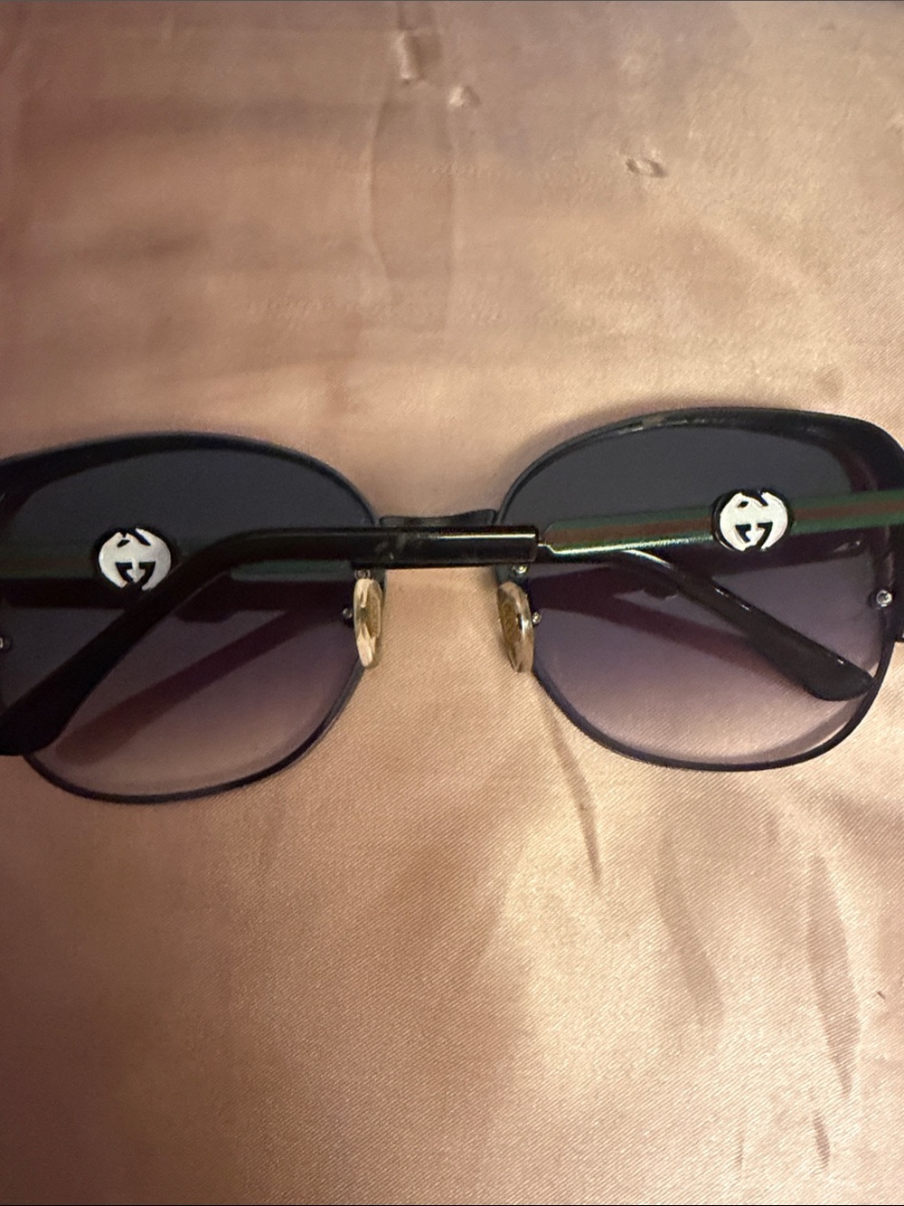 Gucci Black Frame with Dark Gradient Lenses Sunglasses - Picture 5 of 13